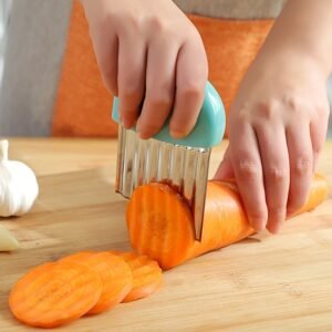 Stainless Steel Deep Wolf Tooth Potato Cutter with Wavy Slice Design