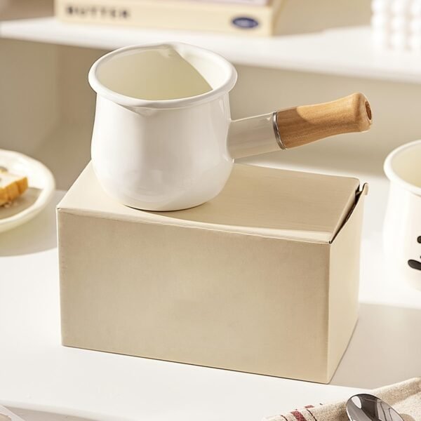 71d30a7f-b186-4b15-bf5b-ad7bae2bdb80.jpg Compact Enamel Milk Pot