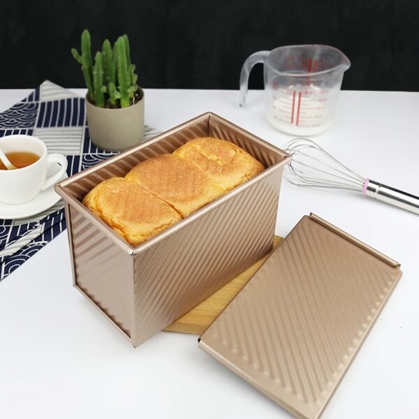910a3edbbe0ed7705483882e0127273a.jpg 450g Carbon Steel Non-Stick Loaf Pan with Lid (Premium Baking Mold)