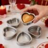 d474a1ae-42c9-46fc-bf51-2016c7fc786a.jpg 3pcs Aluminum Heart-Shaped Cake Mold Set Fixed Bottom Baking Pans